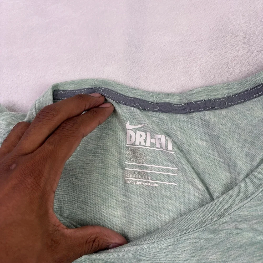 Nike **colors may